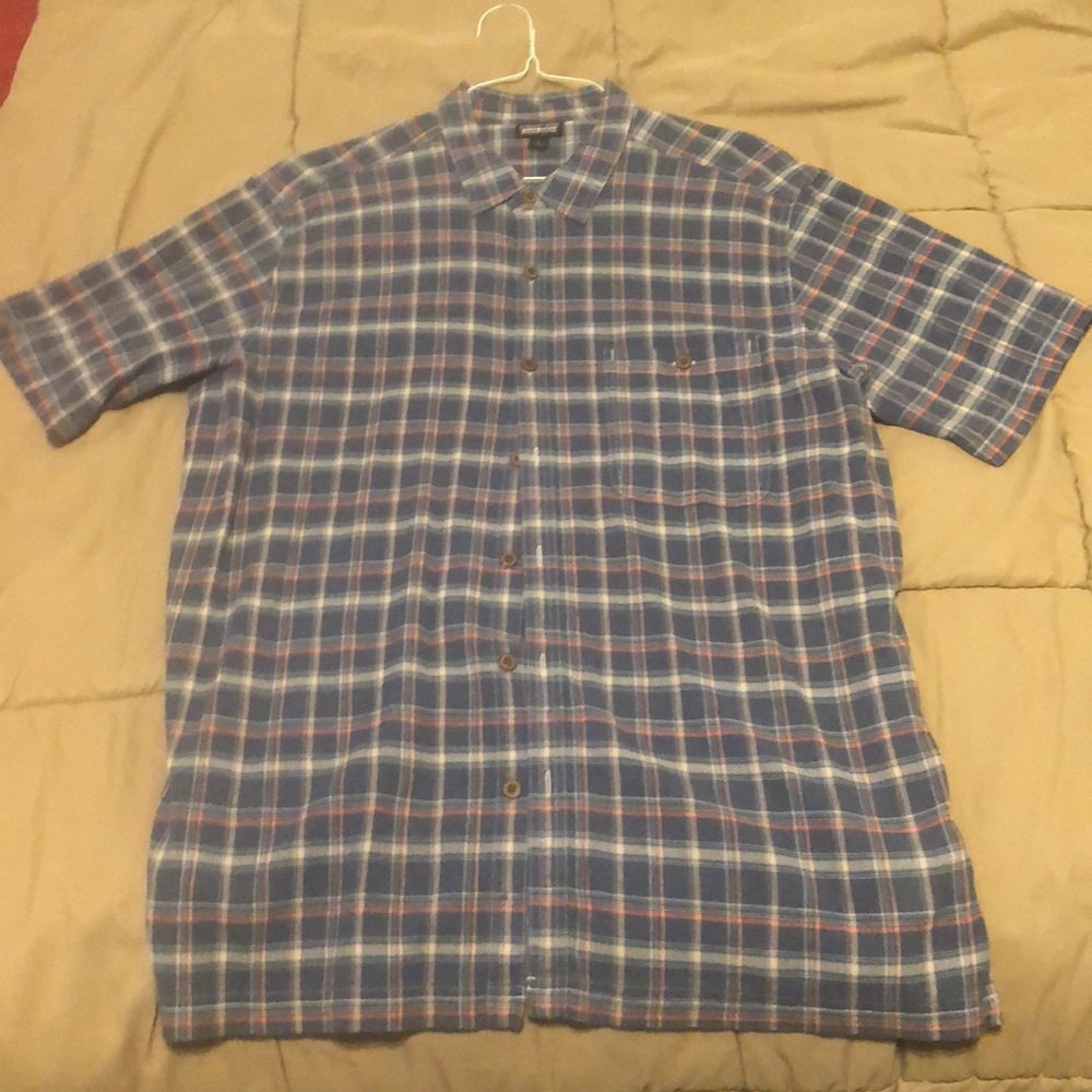 Patagonia short sleeve button-down shirt